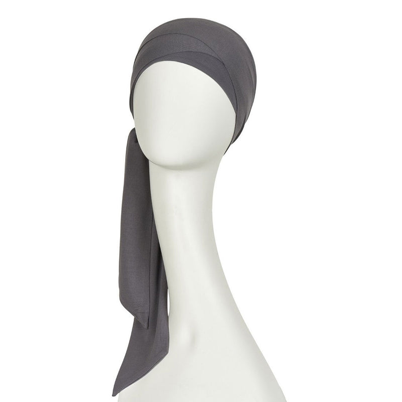 Mantra Long Scarf Gray Mannequin